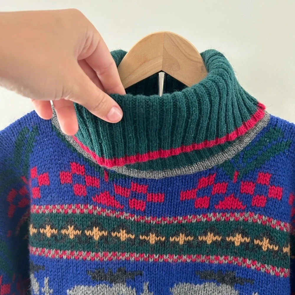 Eddie Bauer 1992 Blue Patterned Men's Sweater